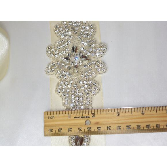 Rhinestone applique ivory bridal belt sash, wedding dress rhinestone belt sash - Picture 6 of 6